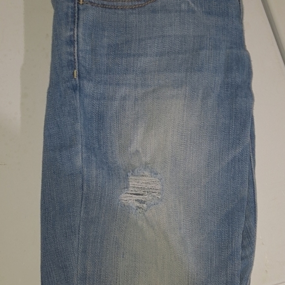 American Eagle Skinny Jeans - Picture 2 of 5